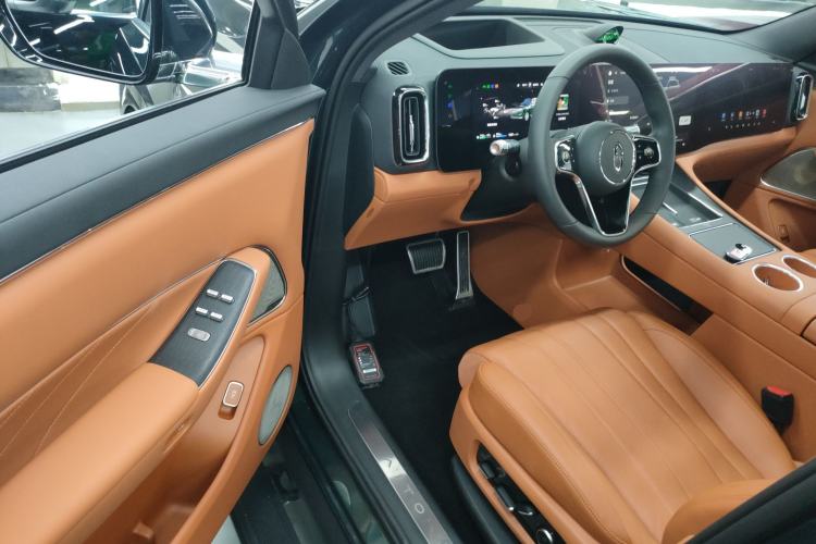 Used Hima AITO M8 2025 Extended-Range Ultra Version 53.4 kWh 6-Seater Edition