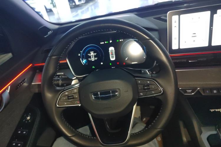 Used Geely Auto Preface 2023 2.0TD "Only This Verdant Green" Edition Steering Wheel