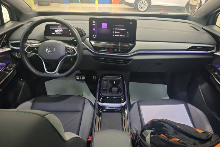 Used Volkswagen ID.4 CROZZ 2021 Long-Range Lite PRO Two-Wheel Drive Version Center Console