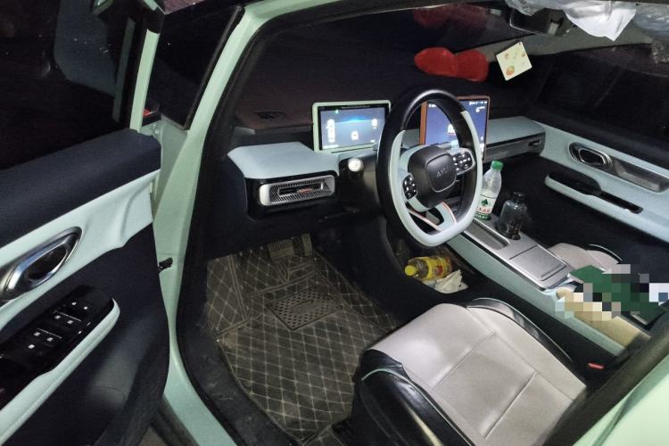 Used AION Y 2023 Plus 510 Tech Edition
