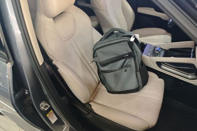 Used BYD Yuan UP 2024 401 km Active Version
