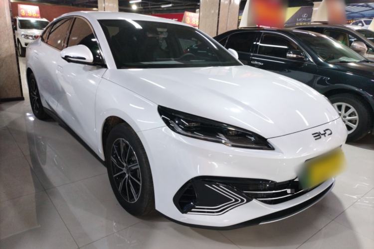Used BYD Seal 06 New Energy 2024 DM-i 80KM Prestige Model Front Right 45 Deg