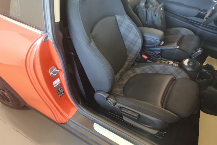 Used MINI MINI 2018 1.5T COOPER Classic Edition