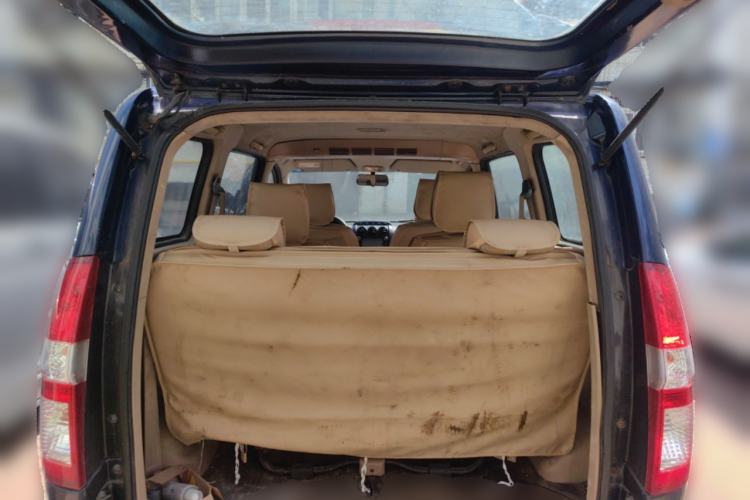 Used Wuling Hongguang 2010 1.4L Standard Version Trunk