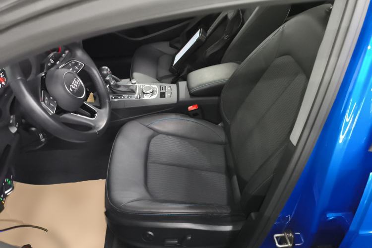 Used Audi A3 2020 Sportback 35 TFSI Fashion Edition China VI Emission Standard
