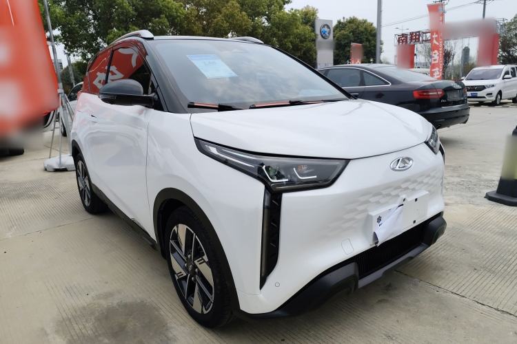 Used Chery New Energy Boundless Pro 2022 301km "Divine Beast" Version with Lithium Iron Phosphate Front Right 45 Deg