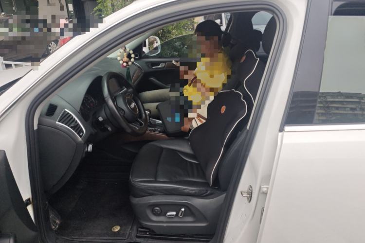 Used Audi Q5 2013 40 TFSI Comfort Edition Left Front Seat