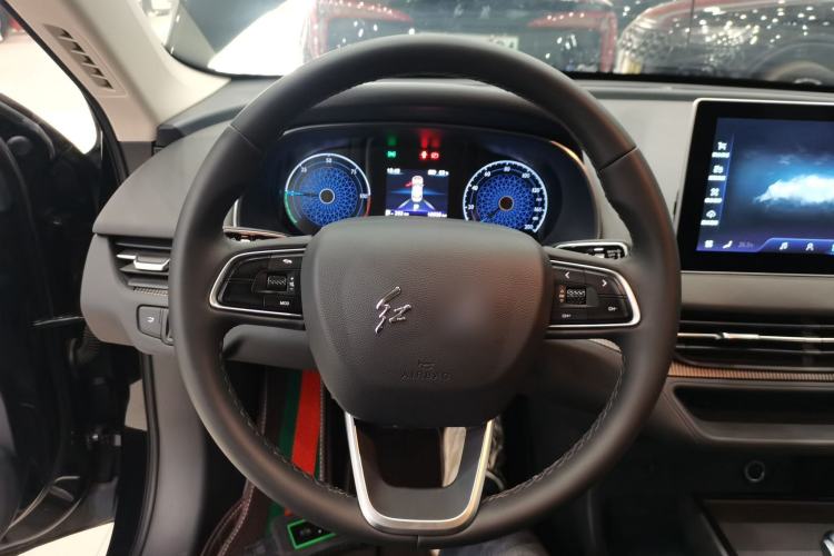 Used Hongqi E-QM5 2021 Online Booking Charging Basic Edition 5 Seats
