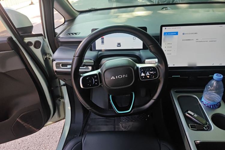 Used AION Y 2023 Younger