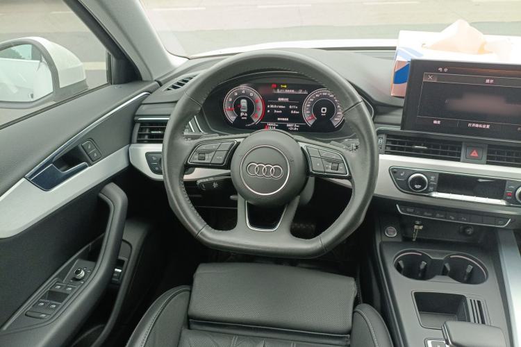 Used Audi A4L 2020 40 TFSI Luxury Dynamic Model
