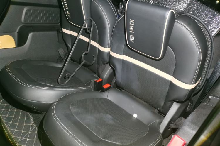 Used Baojun KiWi EV 2022 Artist Lite Edition Lithium Iron Phosphate