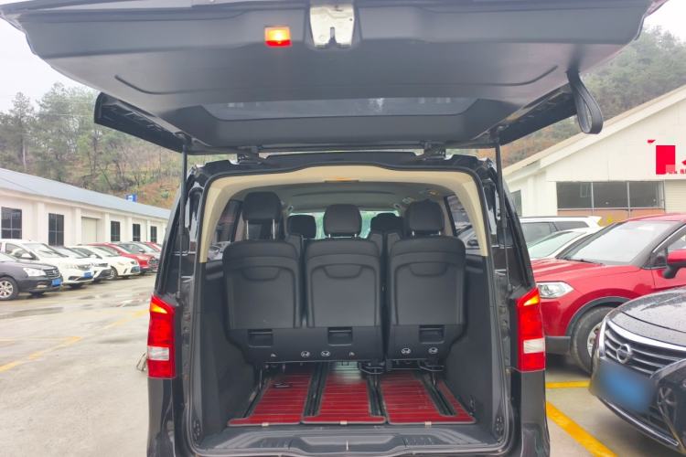 Used Mercedes-Benz Vito 2016 2.0T Business Edition Trunk