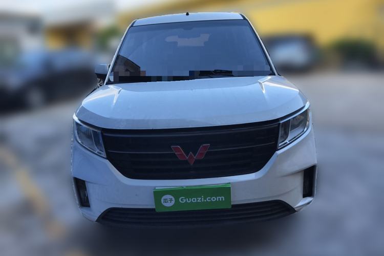 Used Wuling Hongguang PLUS 2019 1.5T Manual Comfort Version 7 Seats
