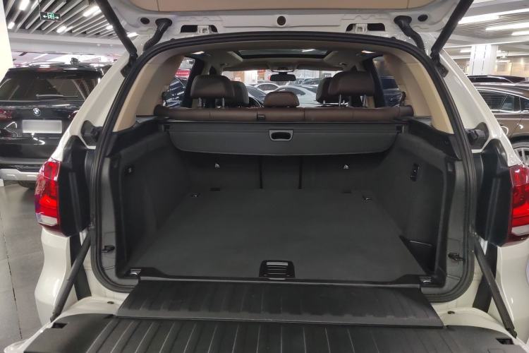 Used BMW X5 2017 xDrive28i