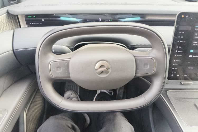 Used Nio ET9 2025 100 kWh