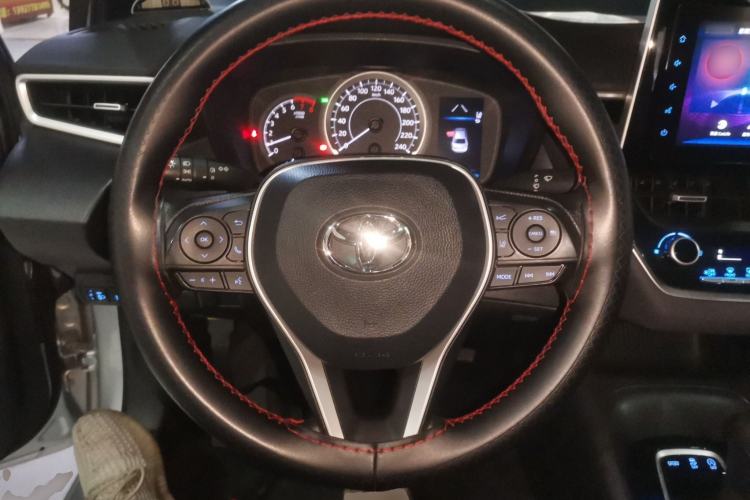 Used Toyota Levin 2019 185T CVT Luxury Edition China VI Standard Steering Wheel