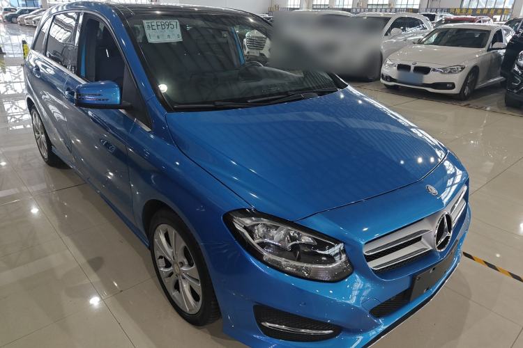 Used Mercedes-Benz B-Class 2015 B 200 Sport Edition Exterior 1