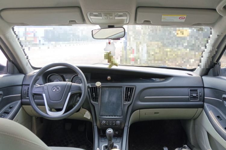 Used BAIC Senova D50 2014 1.5L manual standard version