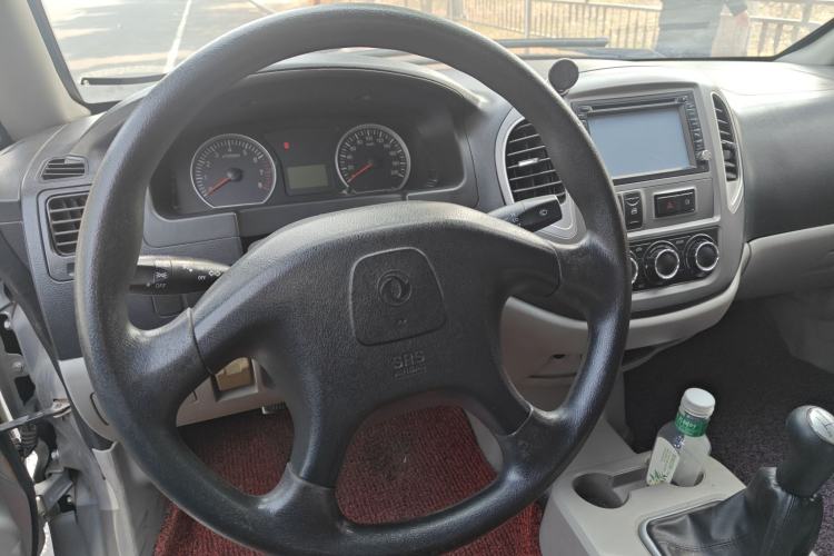 Used FORTHING Lingzhi 2015 M3 1.6L 7-Seater Comfort Model