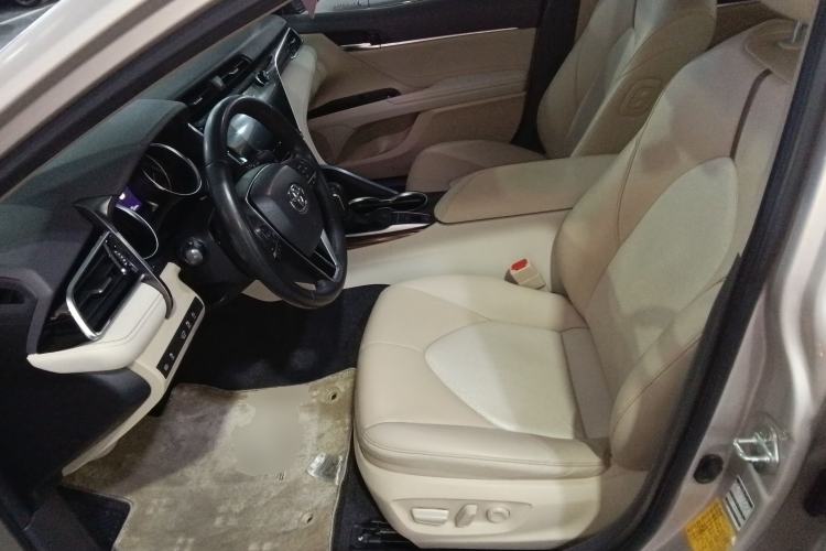 Used Toyota Camry 2019 2.5G Luxury Edition China VI Standard