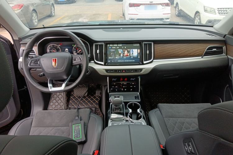 Used Hongqi HS7 2022 2.0T DCT Two-Wheel Drive Smart Connect Flagship Edition Seven Seats Center Console