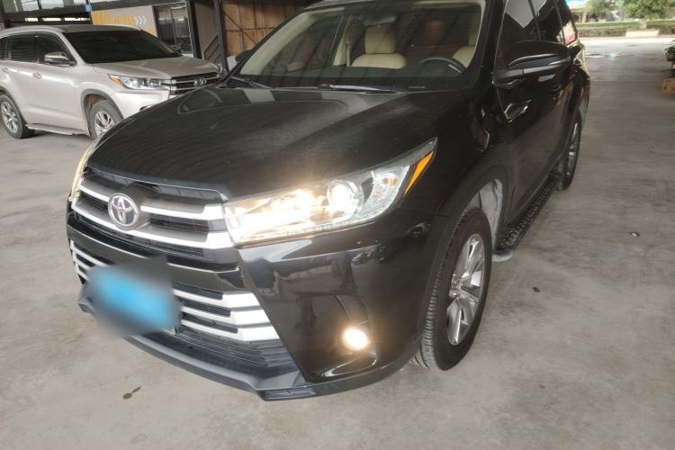Used Toyota Highlander 2018 2.0T Two-Wheel Drive Elite Version 5 Seats China VI Standard