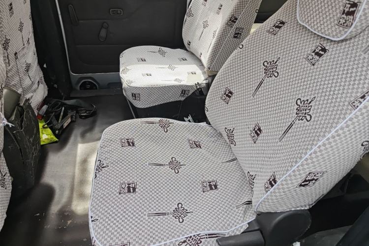 Used Wuling Rongguang V 2018 1.5L Standard Version Left Rear Seat