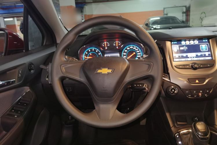 Used Chevrolet Cruze 2017 1.5L Automatic Pioneer Sunroof Edition