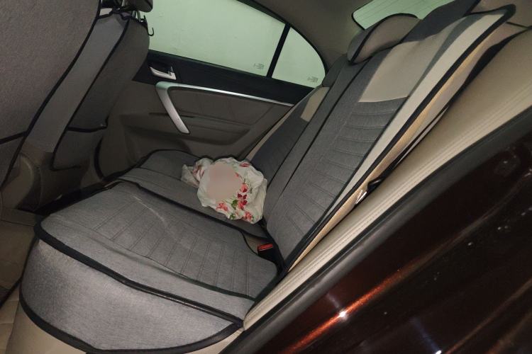 Used Geely Auto Emgrand 2016 Sedan 1.5L Manual Luxury Model