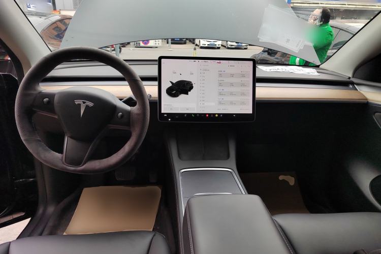 Used Tesla Model Y 2021 Long-Range All-Wheel-Drive Version