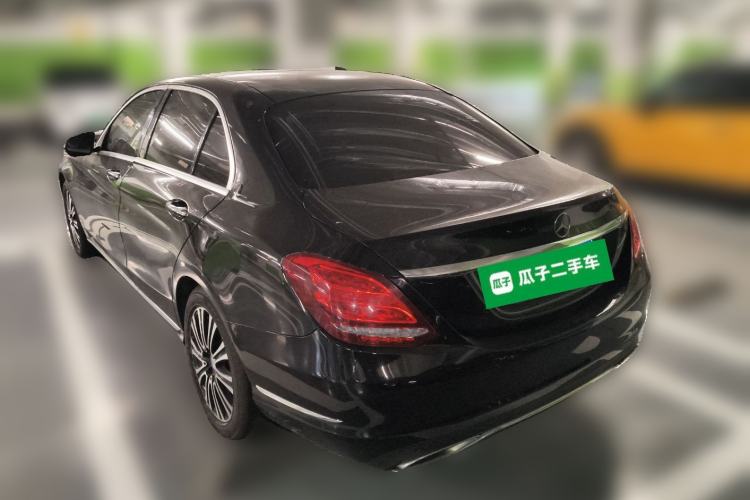 Used Mercedes-Benz C-Class 2015 Facelift C 200 L
