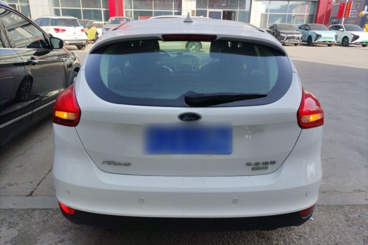 Used Ford Focus 2018 Two-Door Classic EcoBoost 125 Automatic Supercharged Style SmartDrive Edition