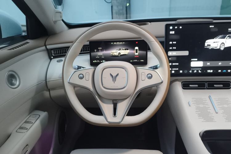 Used VOYAH FREE 2025 Model FREE+ Rear-Drive Qiankun Edition Steering Wheel