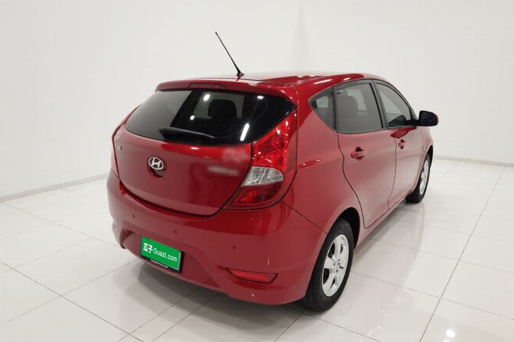 Used Hyundai Verna Ray 2014 1.4L Automatic GLX Rear Right 45 Deg
