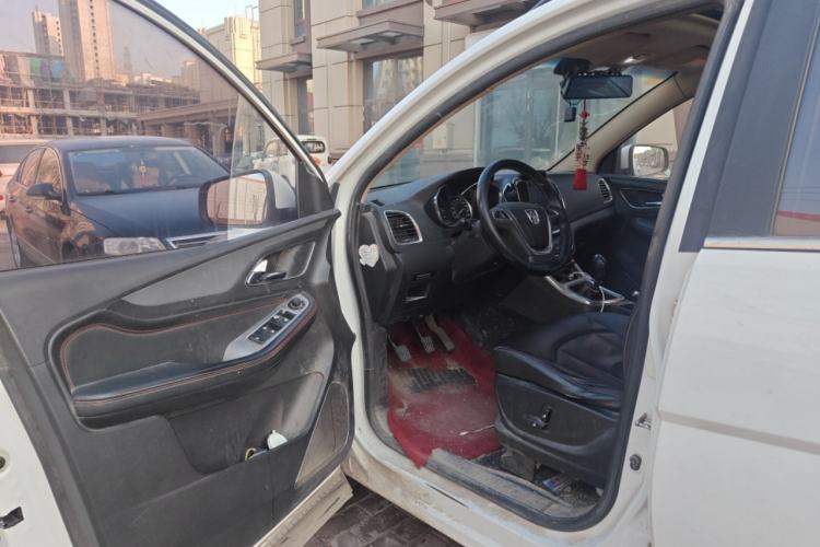 Used Baojun 560 2016 1.8L Manual Luxury Edition
