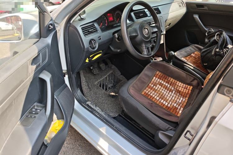 Used Volkswagen Santana 2013 1.4L Manual Fashion Edition
