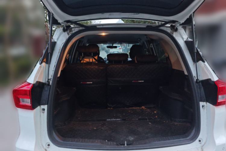 Used Haval M6 2019 1.5T Manual Two-Wheel Drive Urban Version China VI Standard