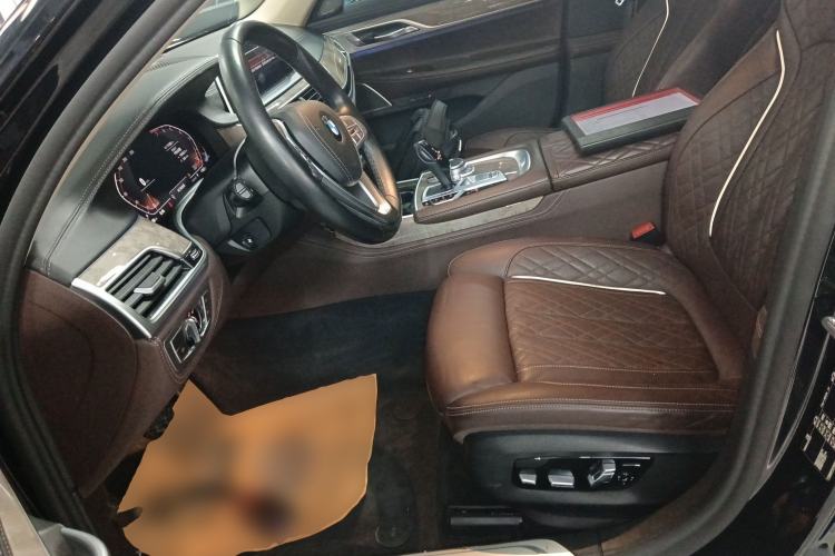 Used BMW 7 Series 2021 740Li Leading Edition Luxury Package
