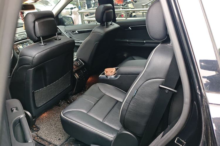 Used Mercedes-Benz R-Class 2015 R 400 4MATIC Business Model
