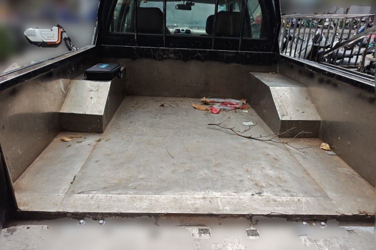 Used JMC Baodian 2009 2.8T Two-Wheel-Drive Diesel GL
