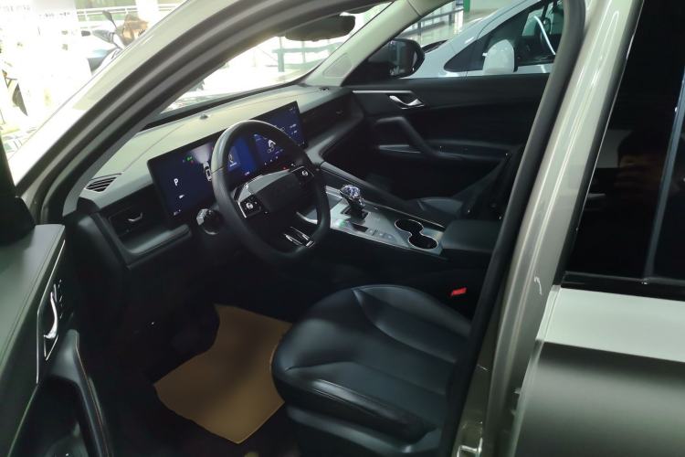 Used Roewe RX5 2023 1.5T Luxury Sliding-Screen Version
