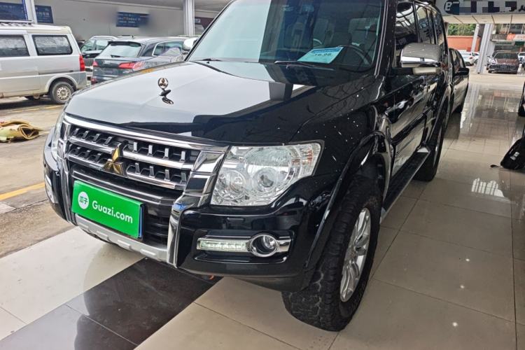 Used Mitsubishi Pajero (Parallel Import) 2019 V97 3.8L 5-Door GLS Middle East Edition