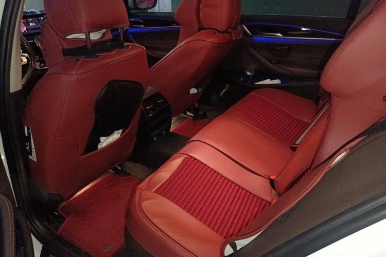 Used BMW 5 Series 2019 525Li Luxury Package
