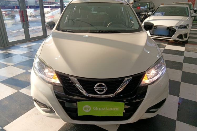 Used Nissan Tiida 2021 1.6L CVT Cool Edition
