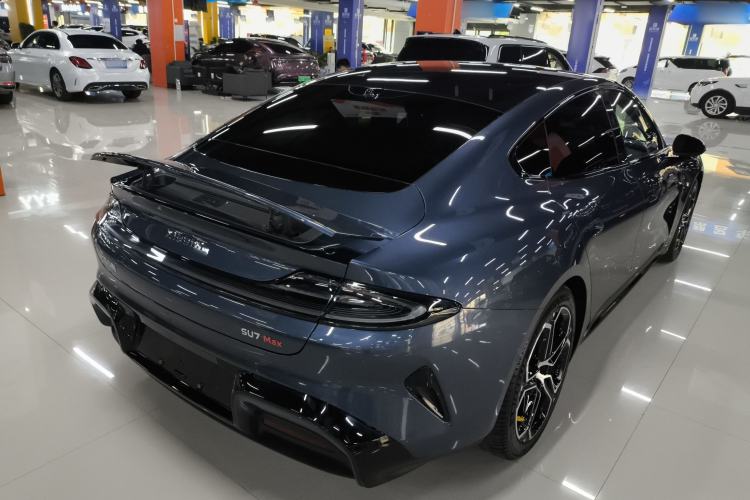 Used Xiaomi Auto SU7 2024 Four-Wheel Drive Ultra-Long Range Advanced Intelligent Driving Max Edition