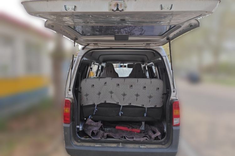 Used Wuling Zhiguang 2023 1.5L Practical Version 5/7 Seats Trunk