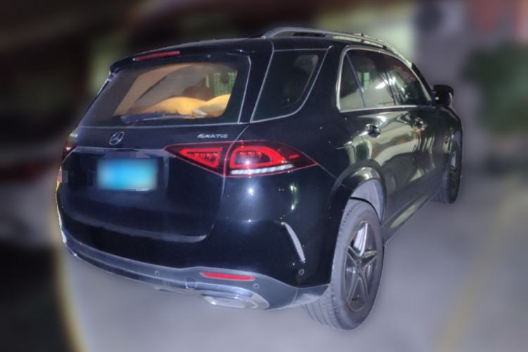 Used Mercedes-Benz GLE 2020 Facelifted GLE 450 4MATIC Stylish Edition Rear Right 45 Deg