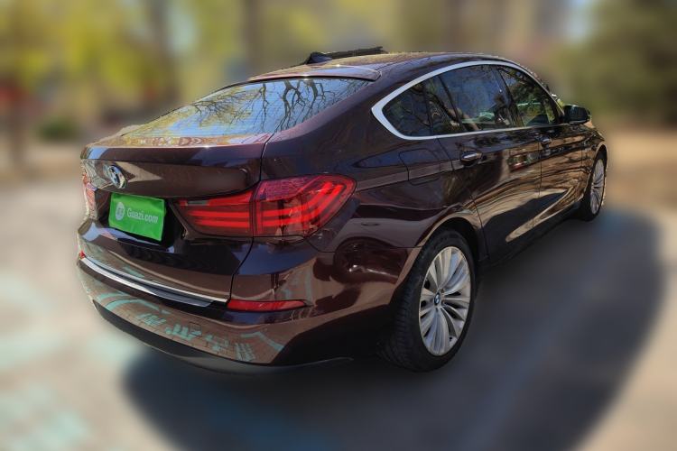 Used BMW 5 Series GT 2015 528i Luxury Edition Rear Right 45 Deg