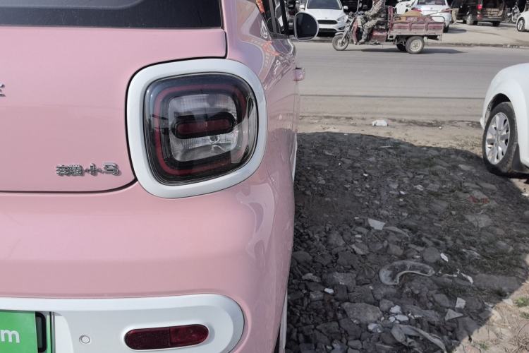 Used Bestune Pony 2025 222km Range Agile Horse
