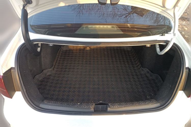 Used Volkswagen Sagitar 2017 230TSI Automatic Luxury Edition
